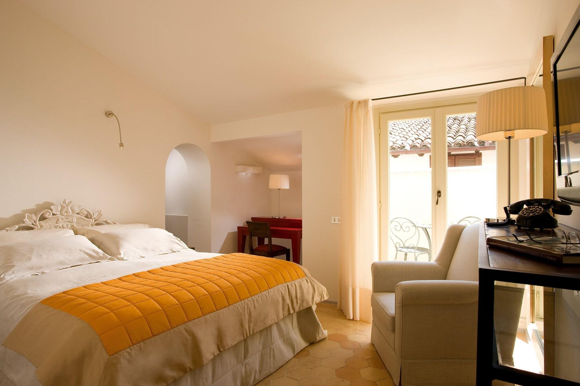 Relais&Chateaux Palazzo Seneca Norcia Exterior foto