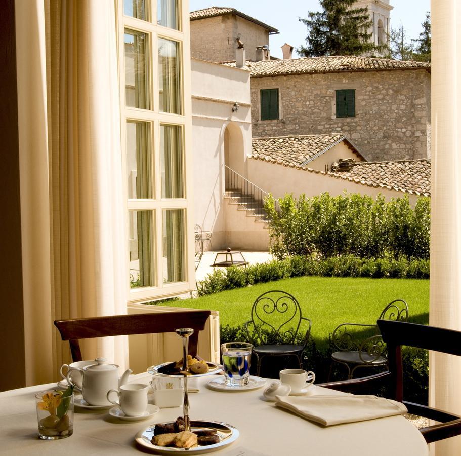 Relais&Chateaux Palazzo Seneca Norcia Exterior foto