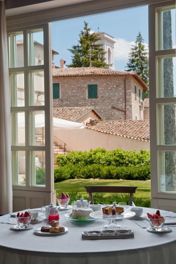Relais&Chateaux Palazzo Seneca Norcia Exterior foto