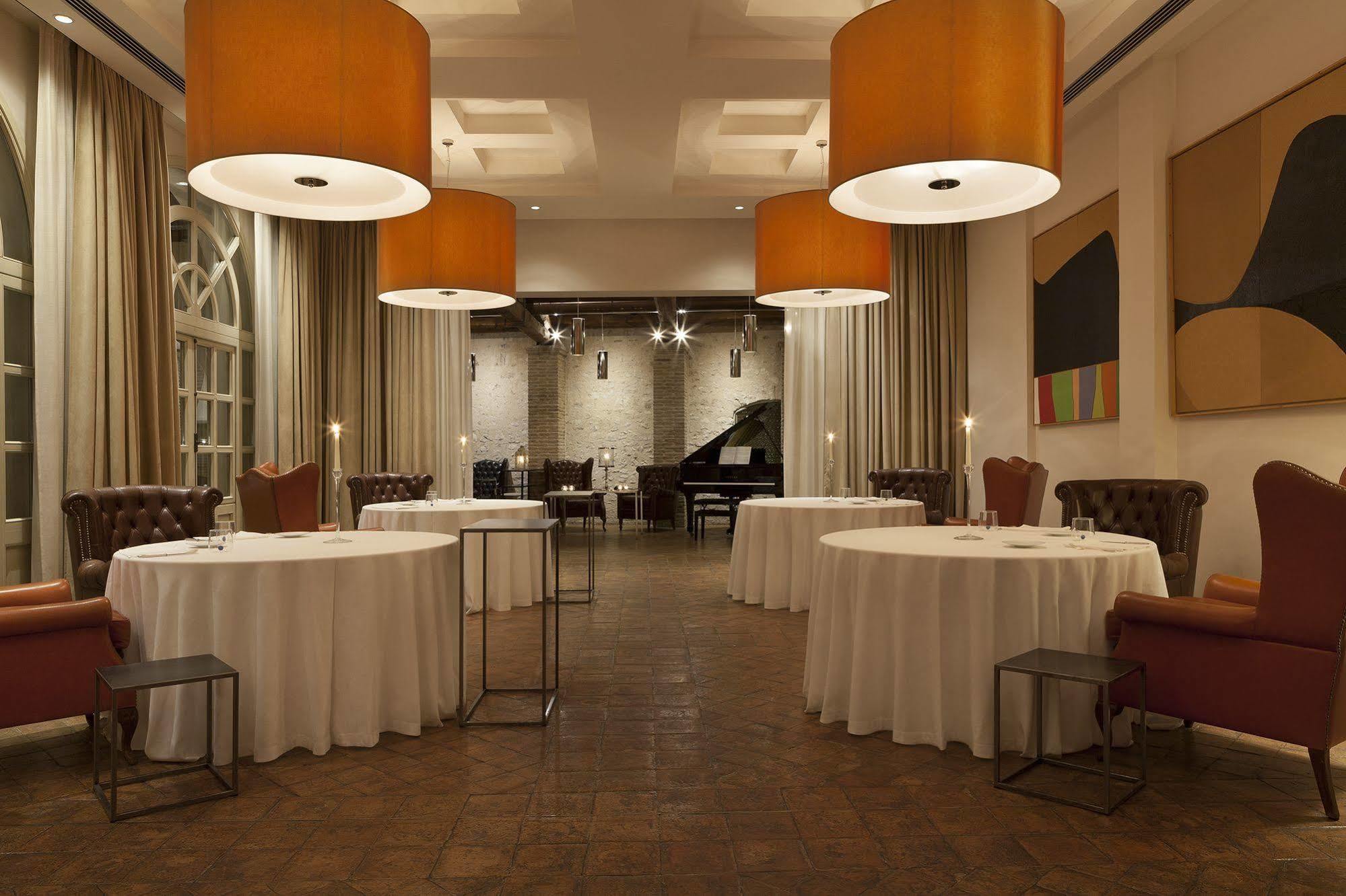 Relais&Chateaux Palazzo Seneca Norcia Exterior foto