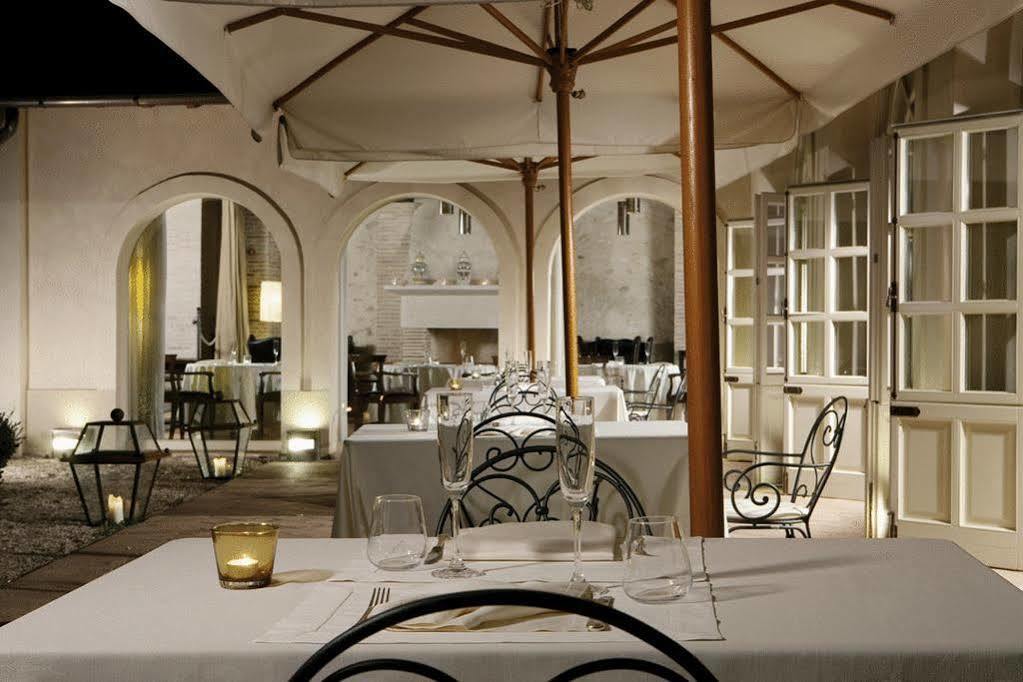 Relais&Chateaux Palazzo Seneca Norcia Exterior foto