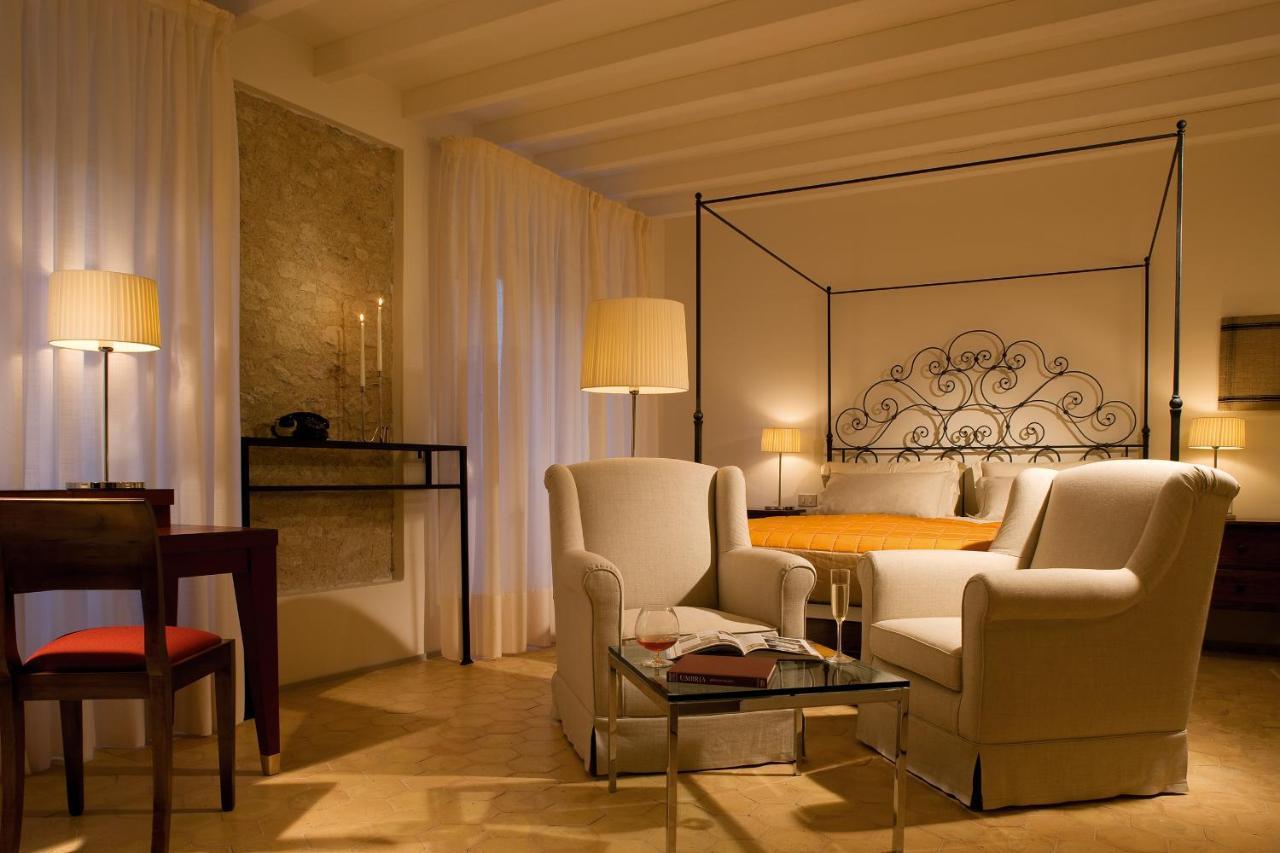 Relais&Chateaux Palazzo Seneca Norcia Exterior foto