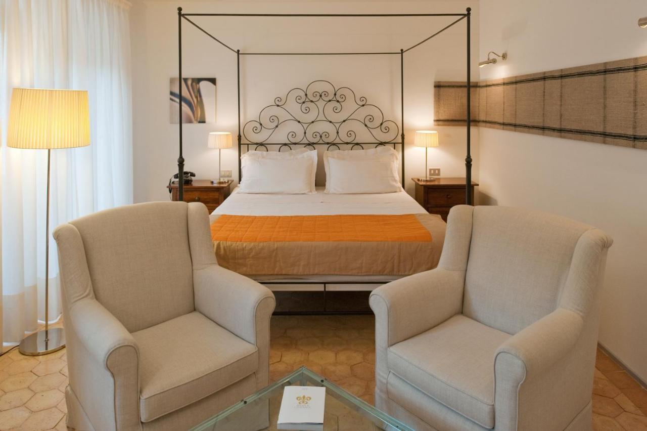 Relais&Chateaux Palazzo Seneca Norcia Exterior foto