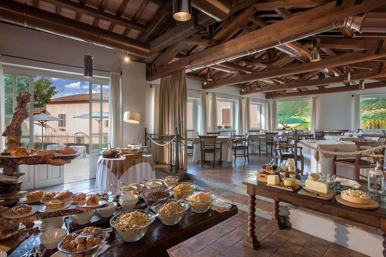 Relais&Chateaux Palazzo Seneca Norcia Exterior foto